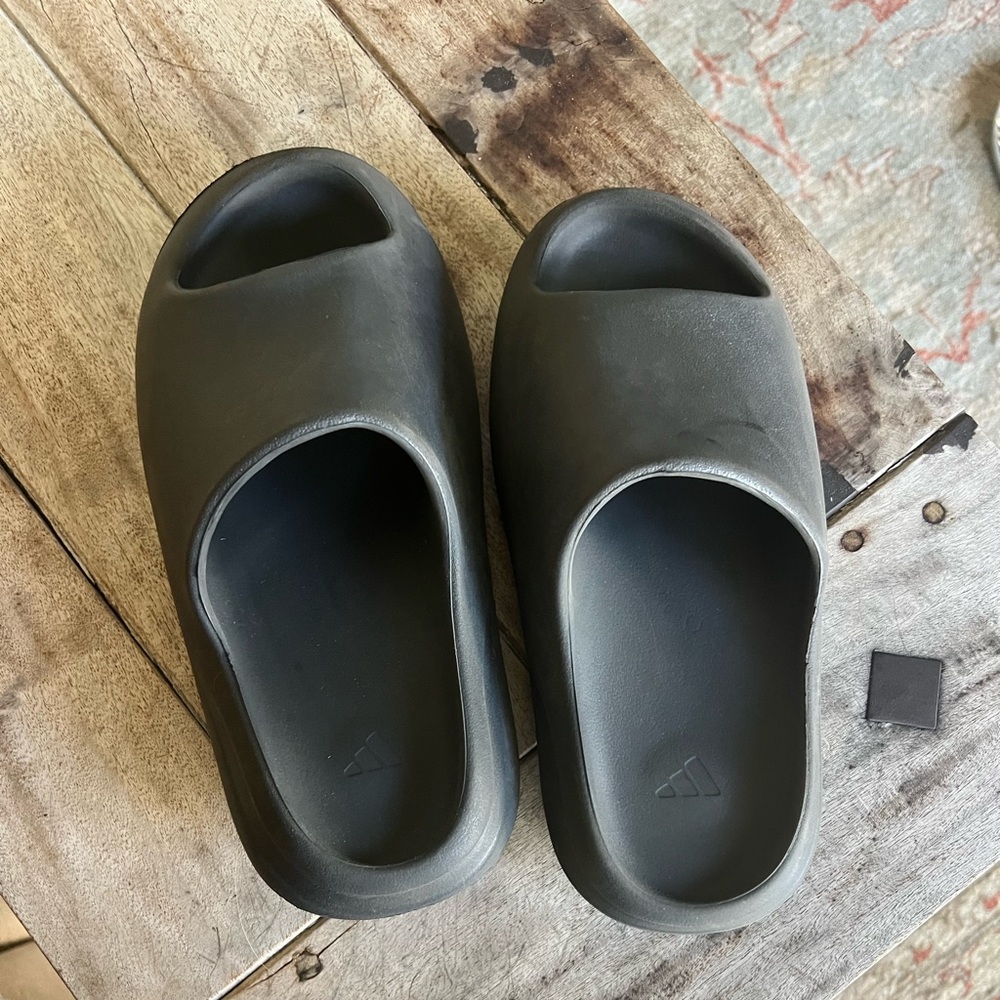 Yeezy  Gray Slide Sandals